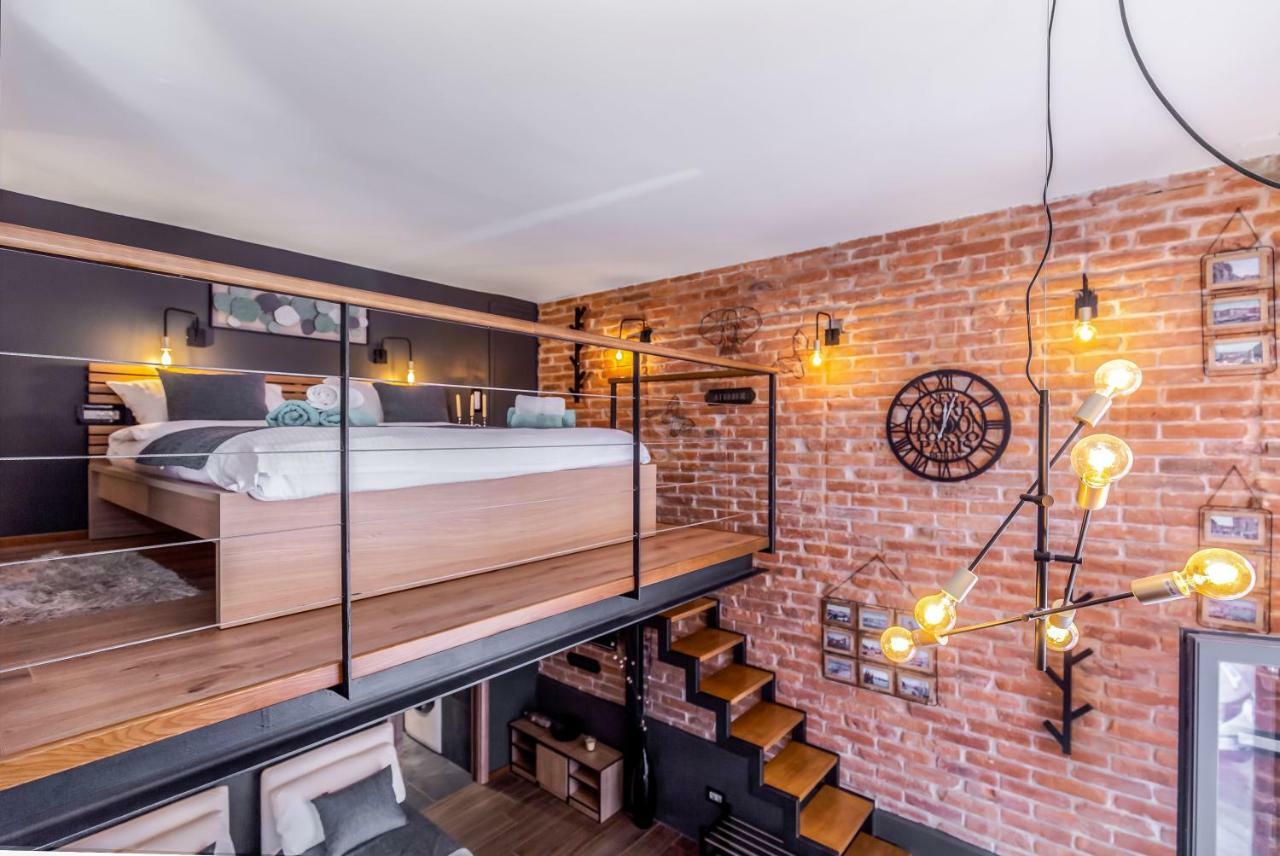 Studio Apartments Atelier Rijeka Exterior photo